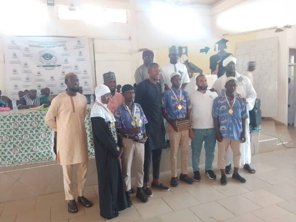 Contestants of Bawku SH/TS posed for a picture with GMSA executives and guests after receiving their prize for placing first