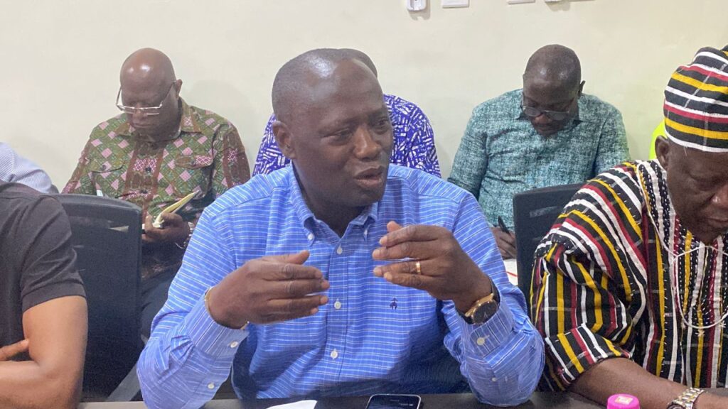 Emmanuel Armah-Kofi Buah, Minister for Lands and Natural Resources