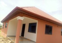Isaac Adongo addresses doctors’ accommodation challenges, hands over two houses to Ghana Health Service